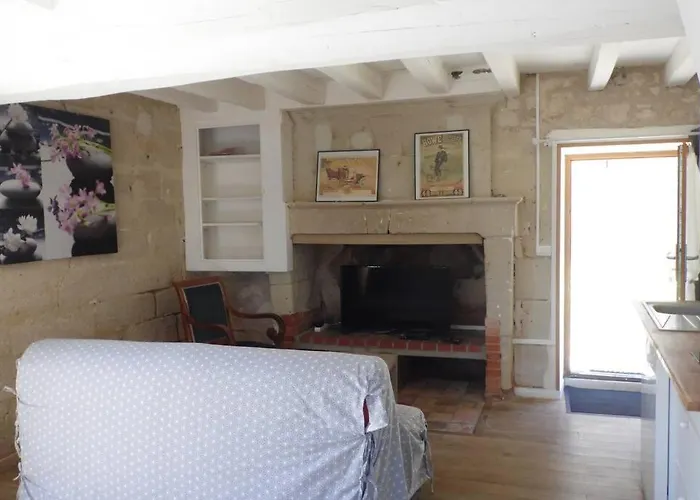 Maisonnette Climatisee Avec Parking Prive 度假居 *