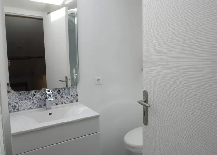 Vakantiehuis Maisonnette Climatisee Avec Parking Prive