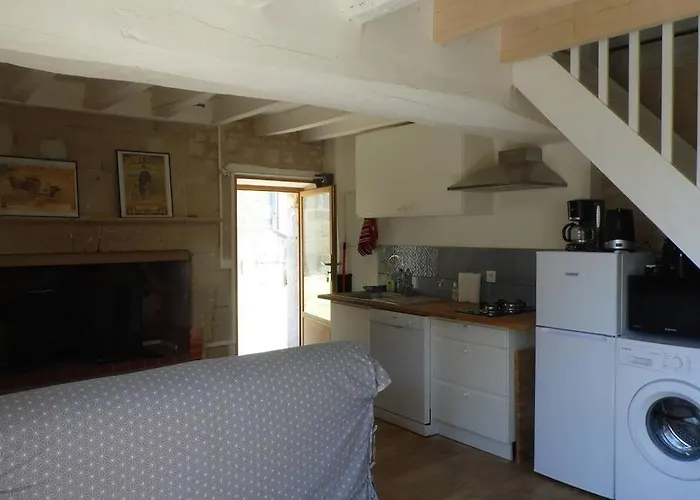 Maisonnette Climatisee Avec Parking Prive